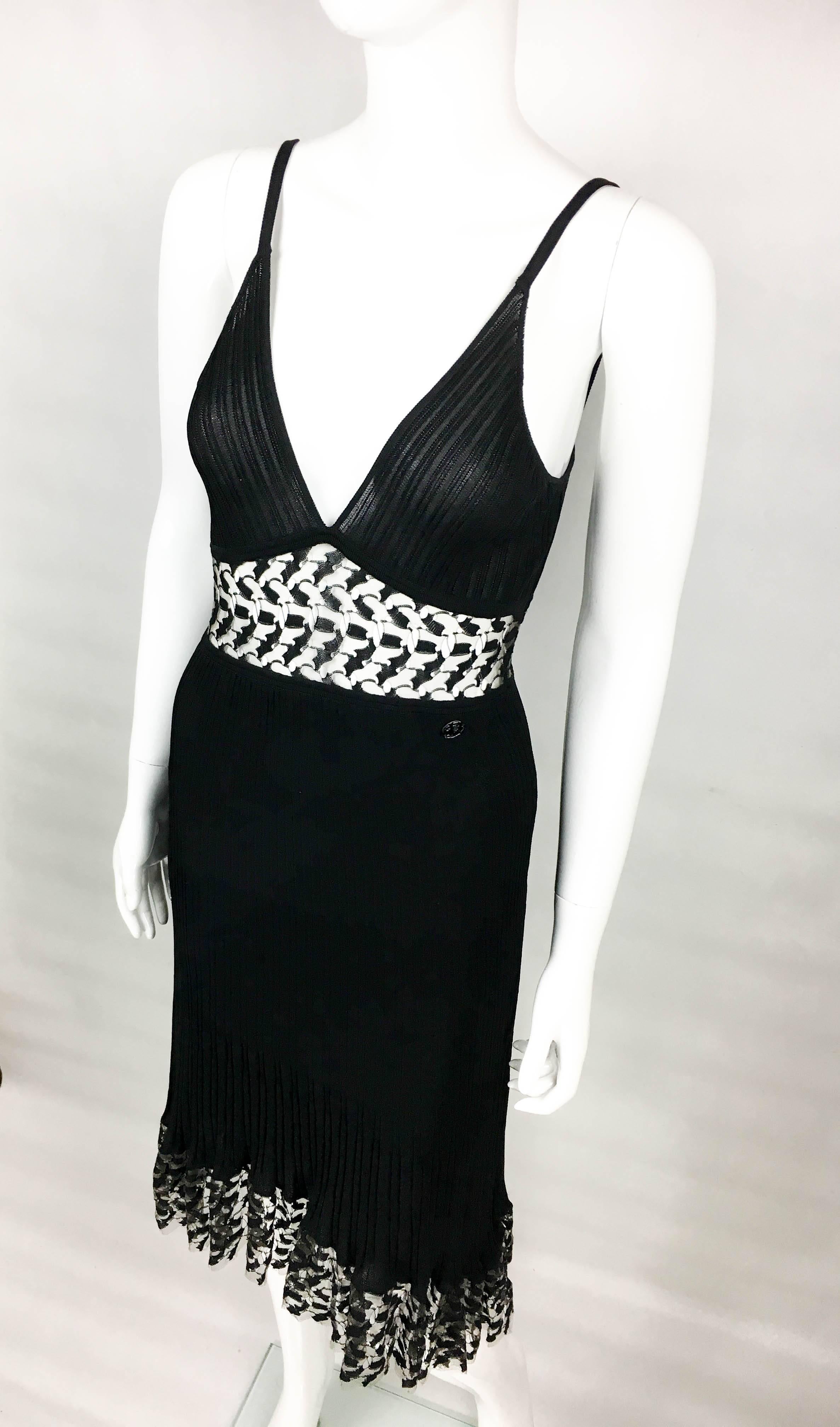 Chanel Black Ribbed Dress With Lace Panels, 2006  For Sale 1