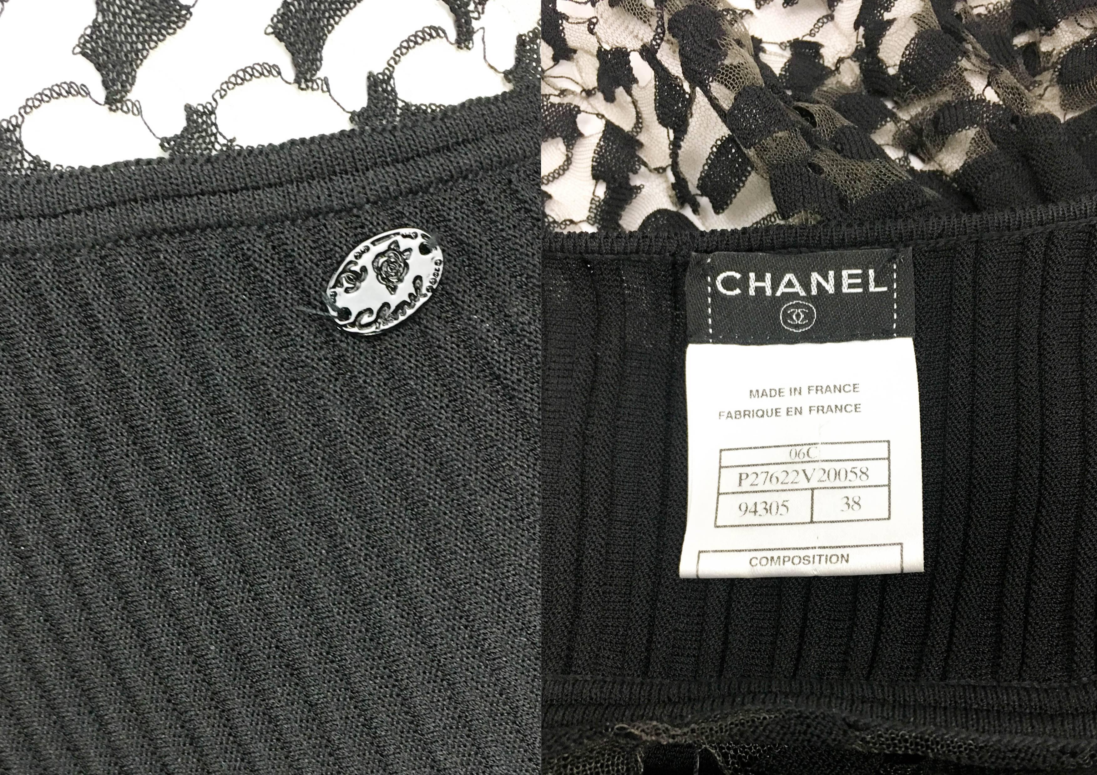 Chanel Black Ribbed Dress With Lace Panels, 2006  For Sale 6