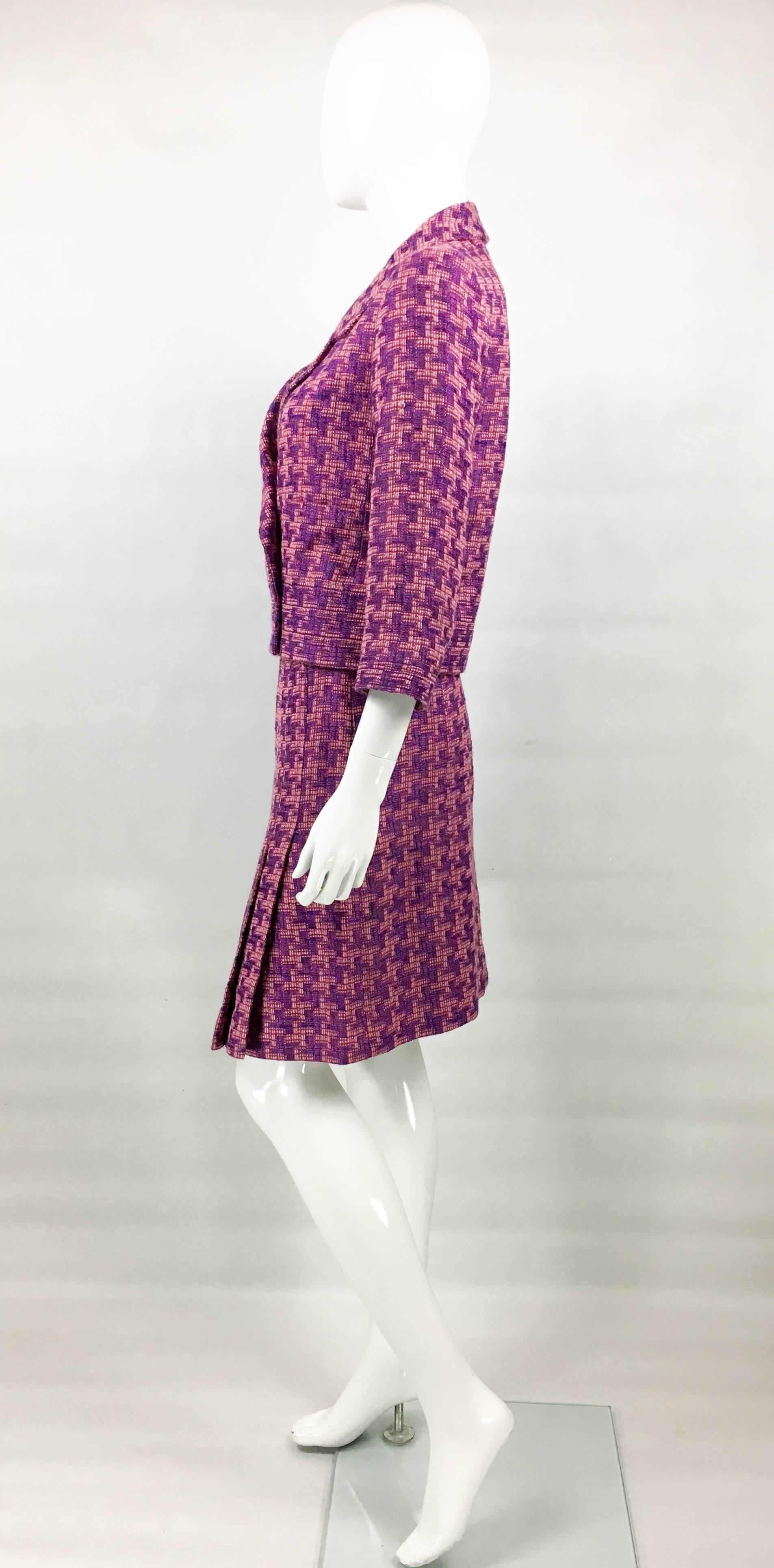 Women's 2001 Chanel Pink and Purple Wool Bouclé Skirt Suit For Sale