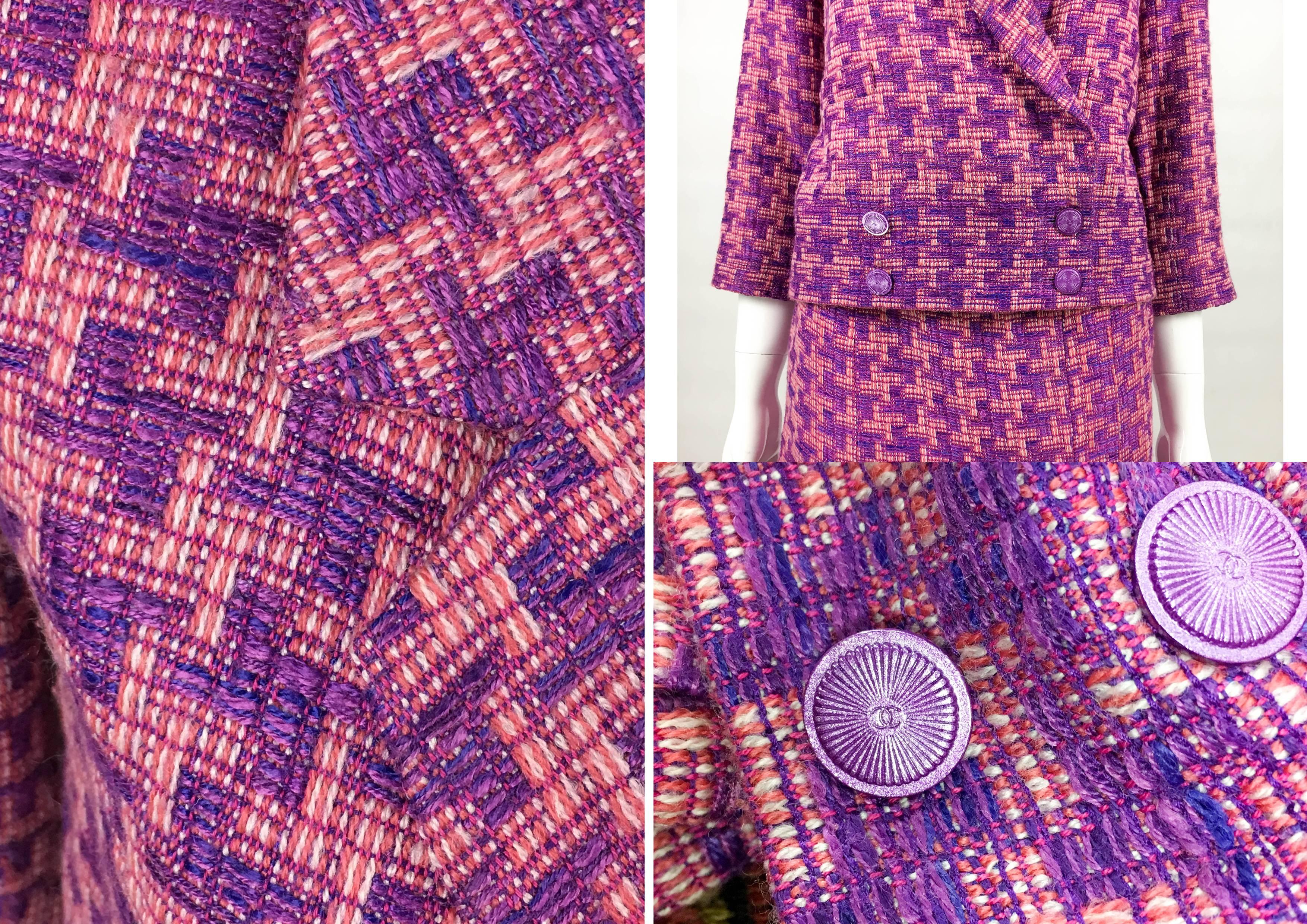 2001 Chanel Pink and Purple Wool Bouclé Skirt Suit For Sale 3