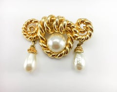 1990 Chanel Runway Look Massive Arabesque and Baroque Pearl Brooch