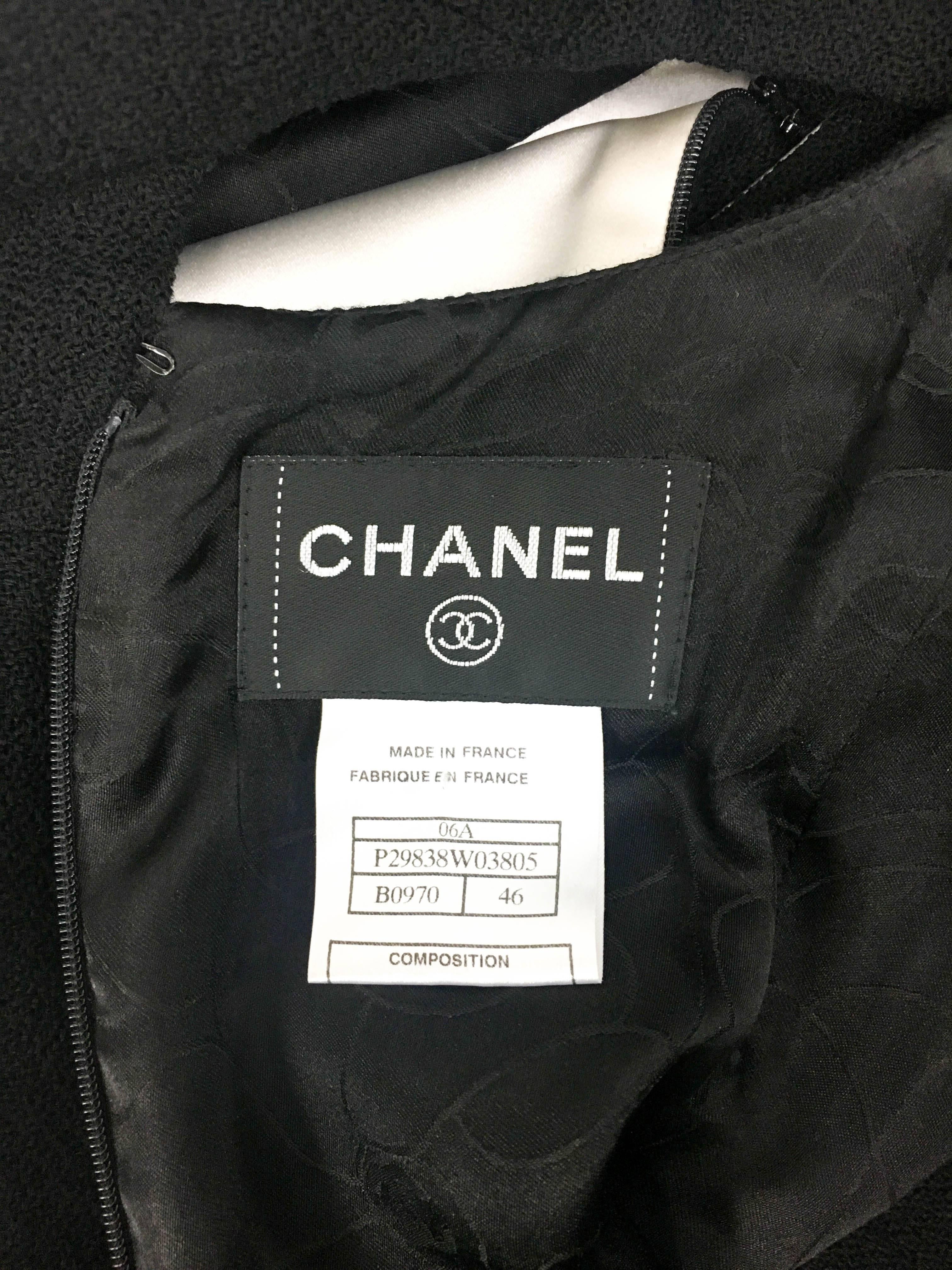 Chanel Runway Look Black Dress With Buttoned Details and Bow, 2006  For Sale 8