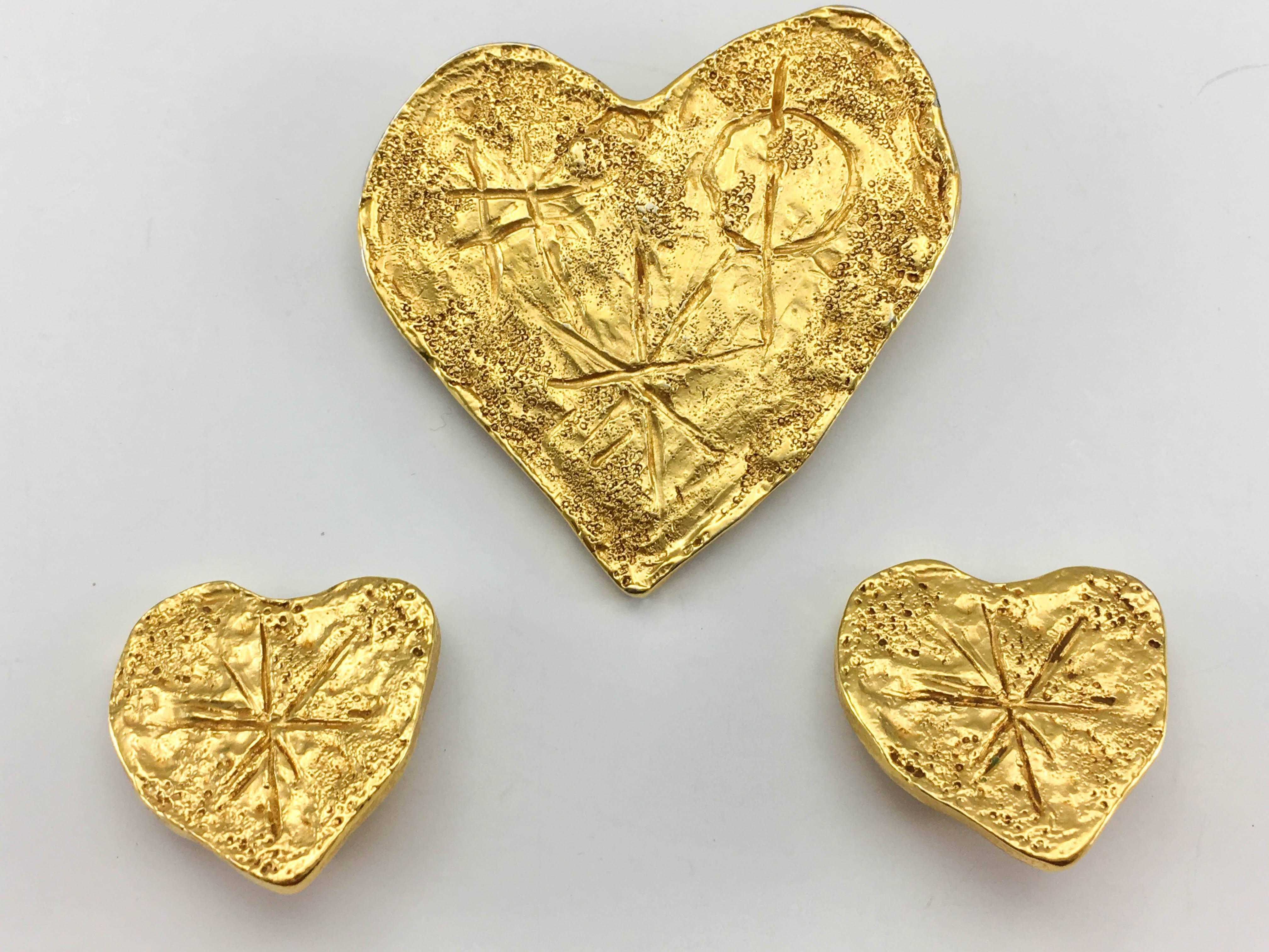 Women's Lacroix by Goossens Gold-Plated Earrings and Brooch Modernist Heart Set, 1994  For Sale
