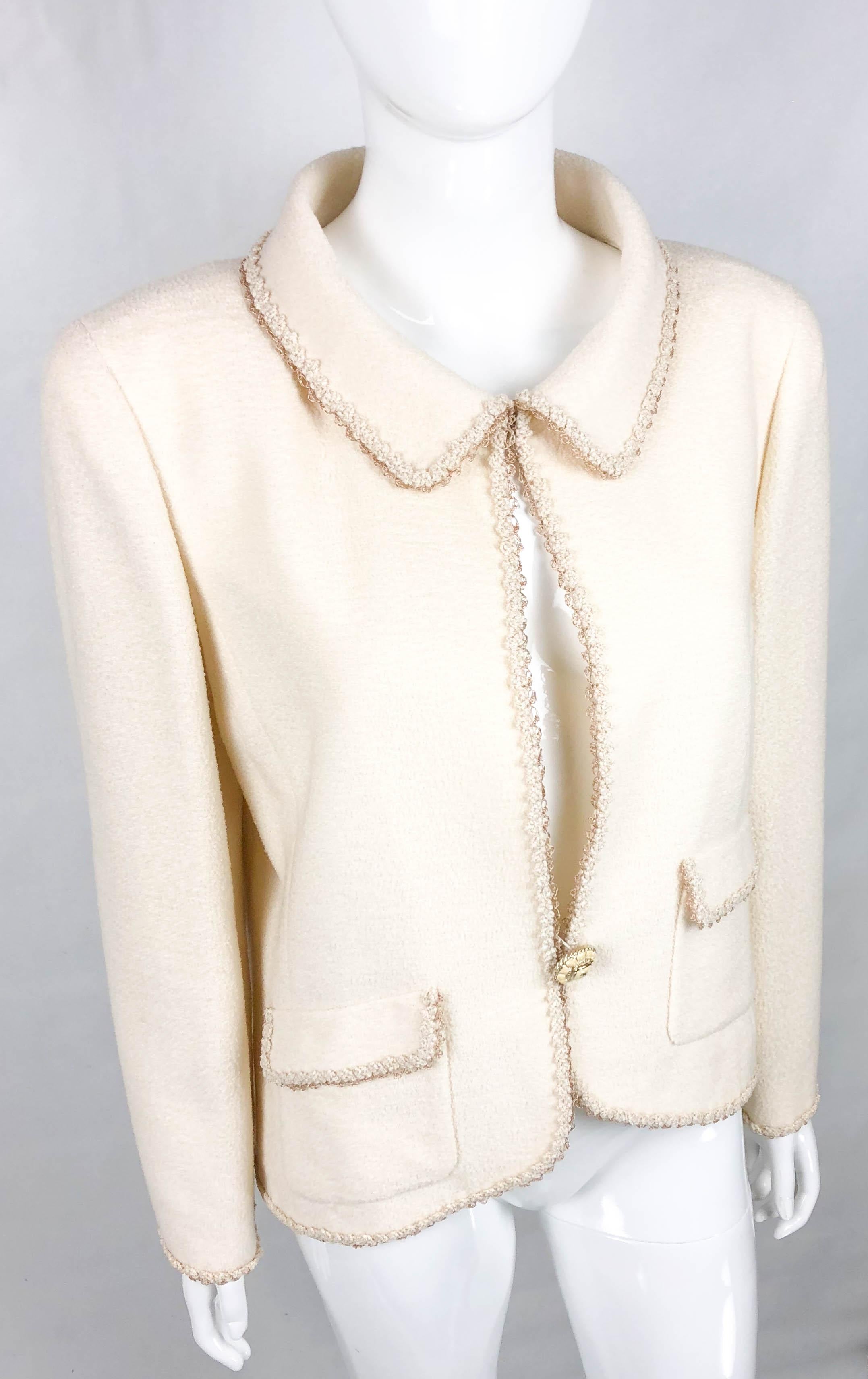 2010 Chanel Unworn Runway Look Cream Jacket With Gold Thread Trim For Sale 2
