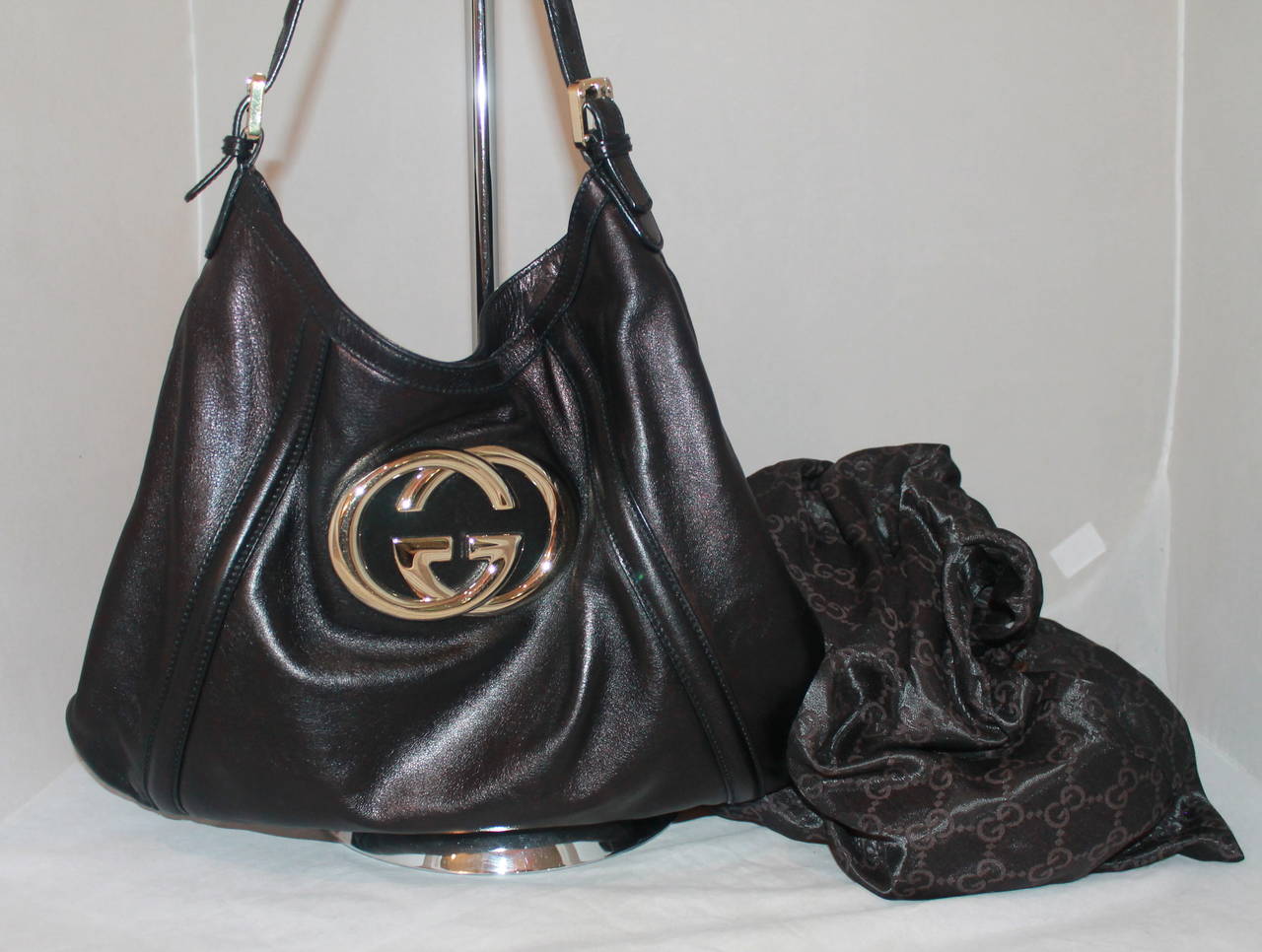 Gucci Purple & Black Shimmer Britt Handbag GHW 1