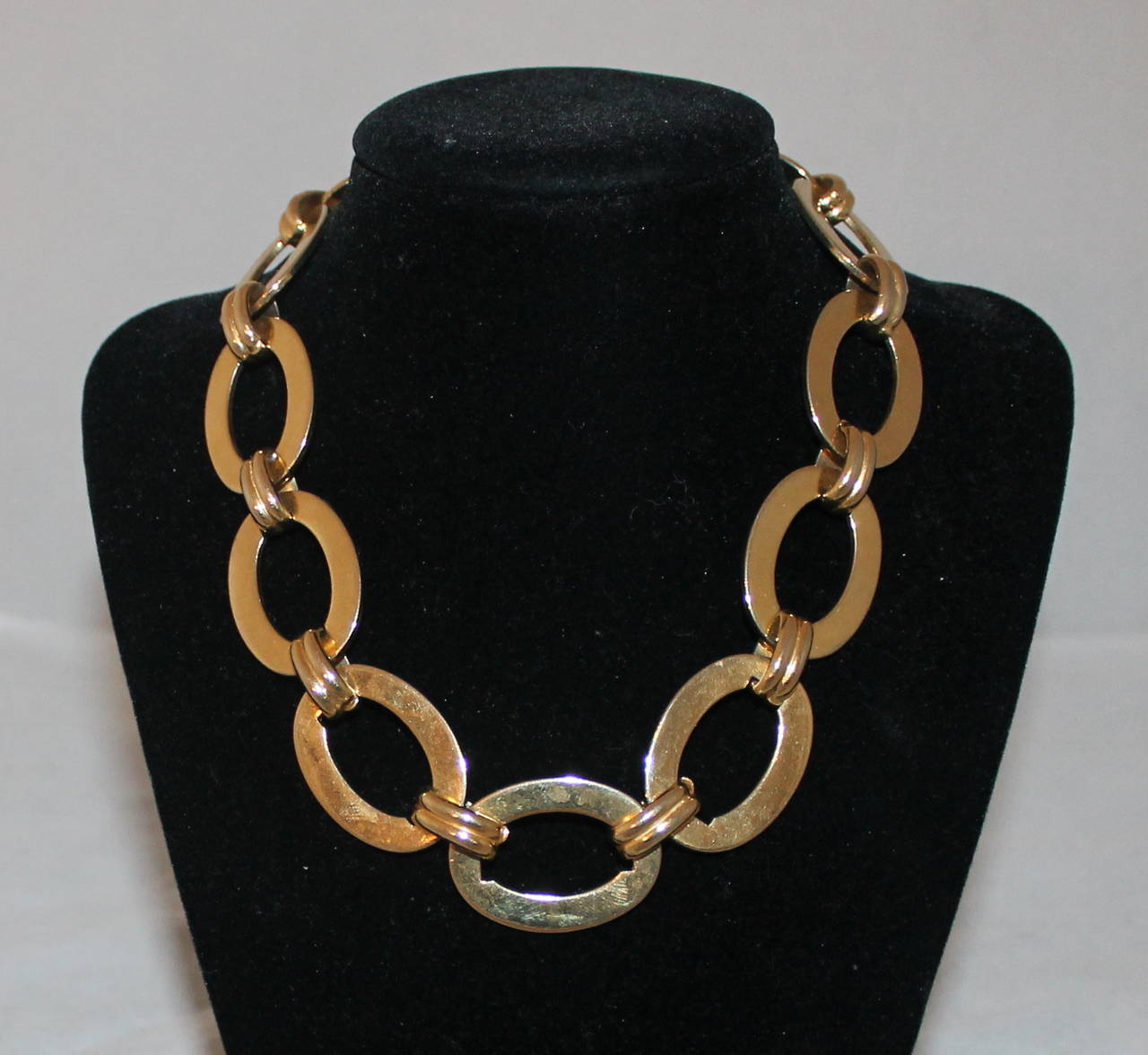 Chanel Vintage Gold Link Necklace - circa late 1970s. This necklace is in very good condition. 

**There is a matching gold link belt in stock also**