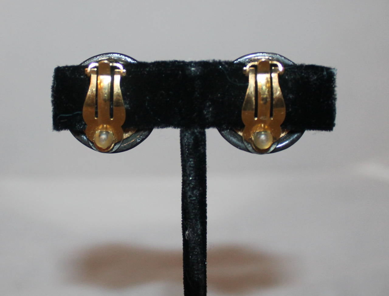 Chanel Black & Gold Enamel Clip-On Earrings - Circa 1997 In Excellent Condition In West Palm Beach, FL