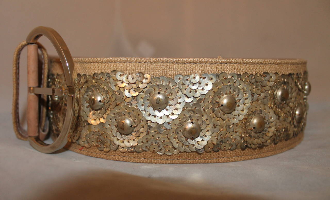 Oscar de la Renta Tan Canvas & Sequin Belt - M. This belt is in good condition with only one cap missing towards the front and one cap coming loose next  to it. 

Length- 41.25