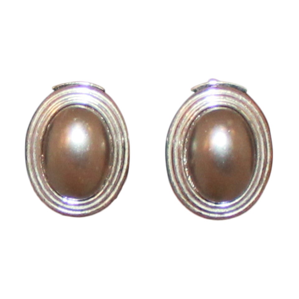 Christian Dior Vintage Mabe Grey Pearl Clip Earrings - circa 1980s For Sale