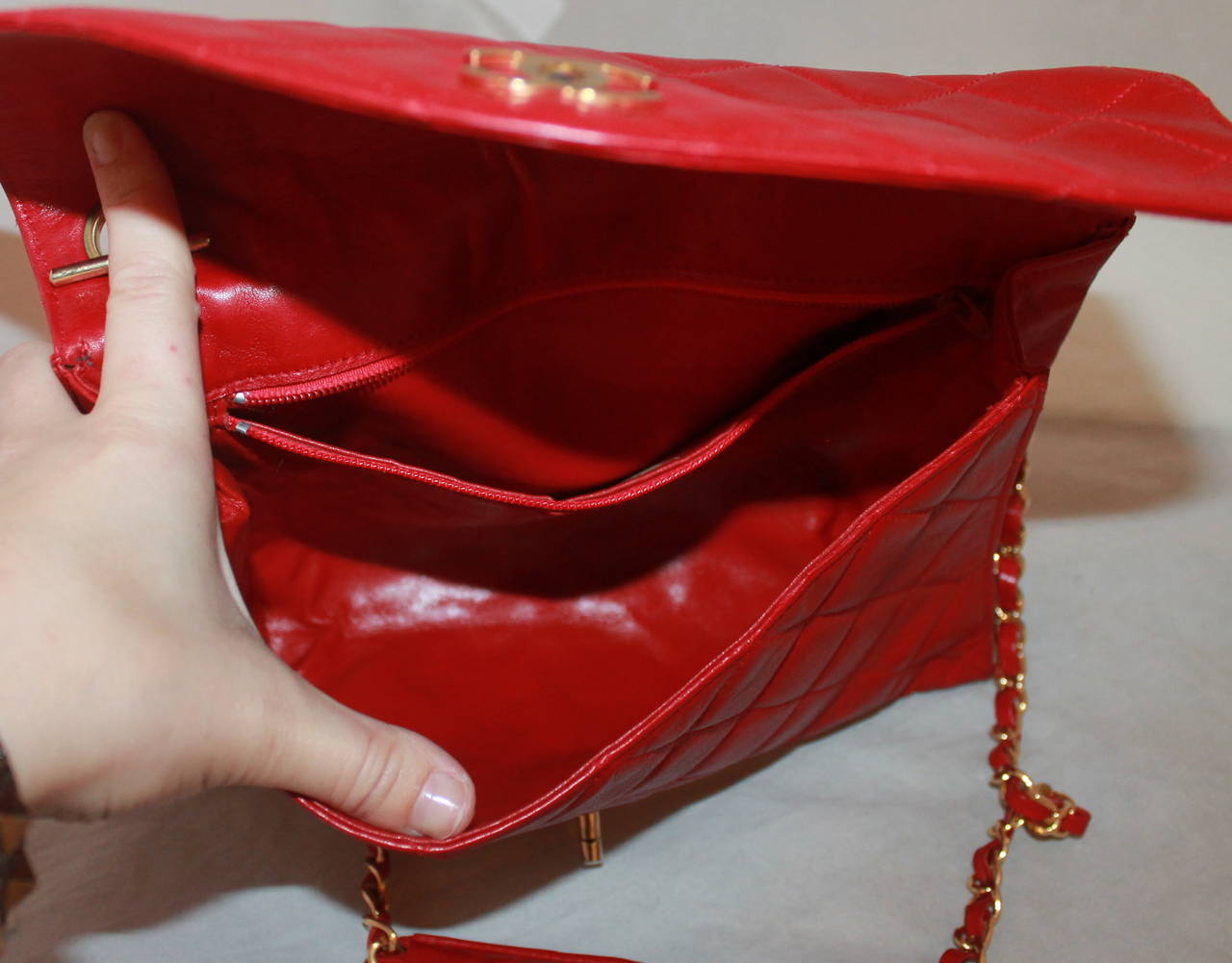 Chanel Vintage Red Lambskin Single Flap Handbag - circa 1970s In Excellent Condition In West Palm Beach, FL