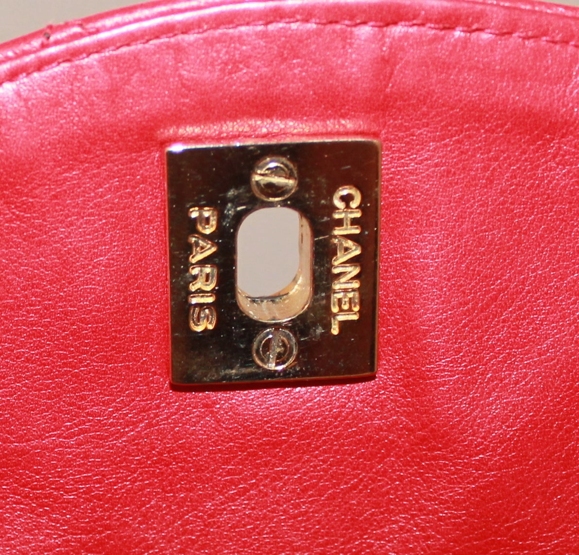 Women's Chanel Vintage Red Lambskin Single Flap Handbag - circa 1970s