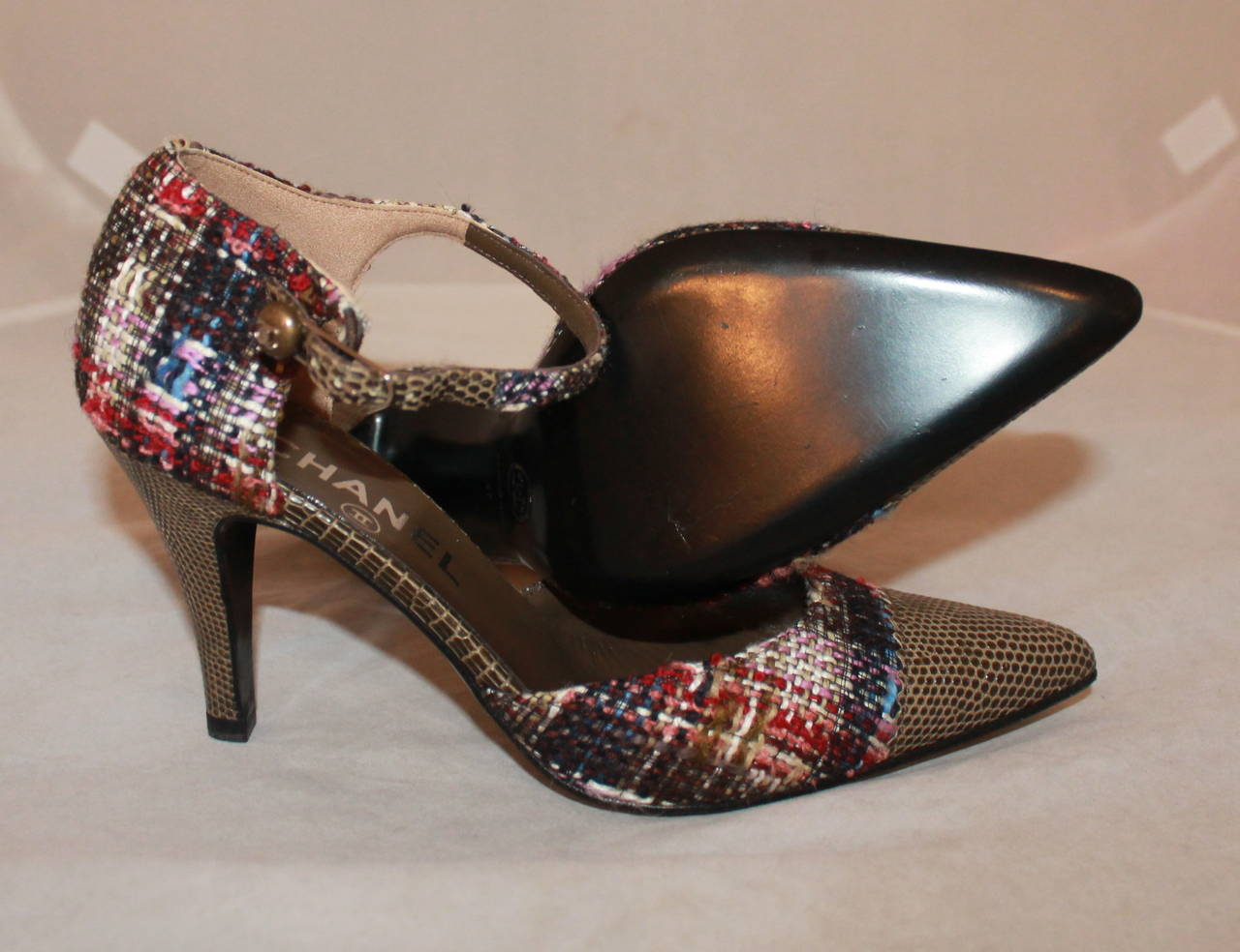 Women's Chanel Olive Lizard & Tweed Heels - 37 **NEW**