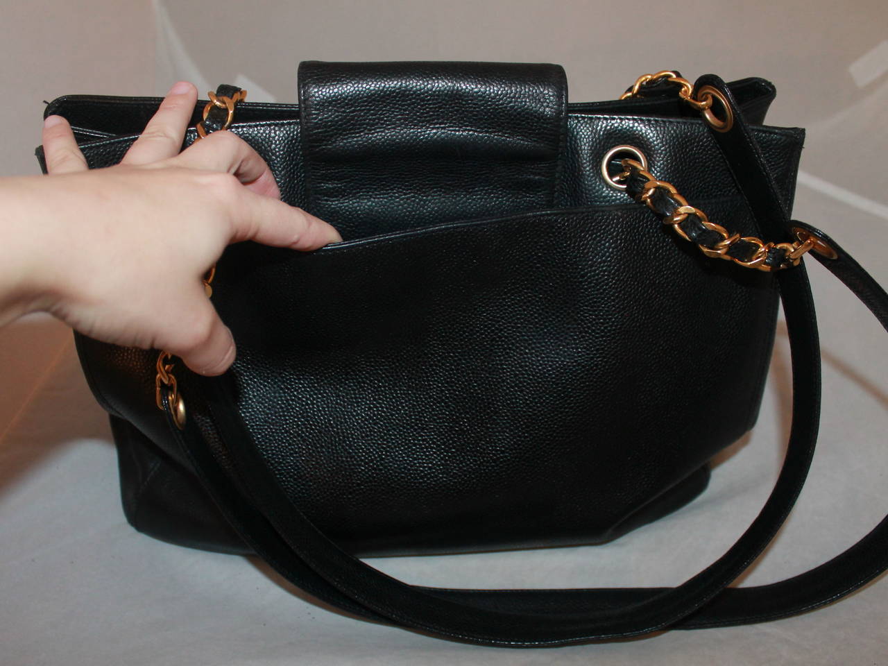 chanel vintage black caviar tote bag