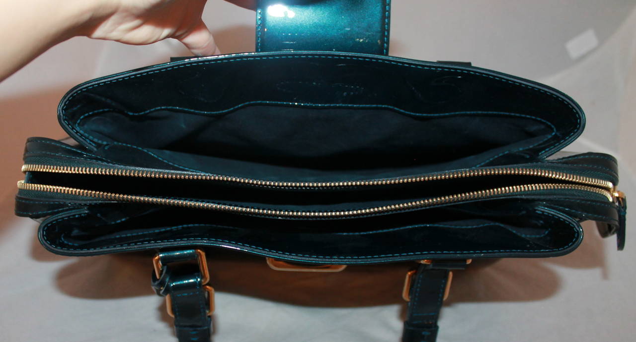 Women's Louis Vuitton Blue Vernis Melrose Avenue Handbag