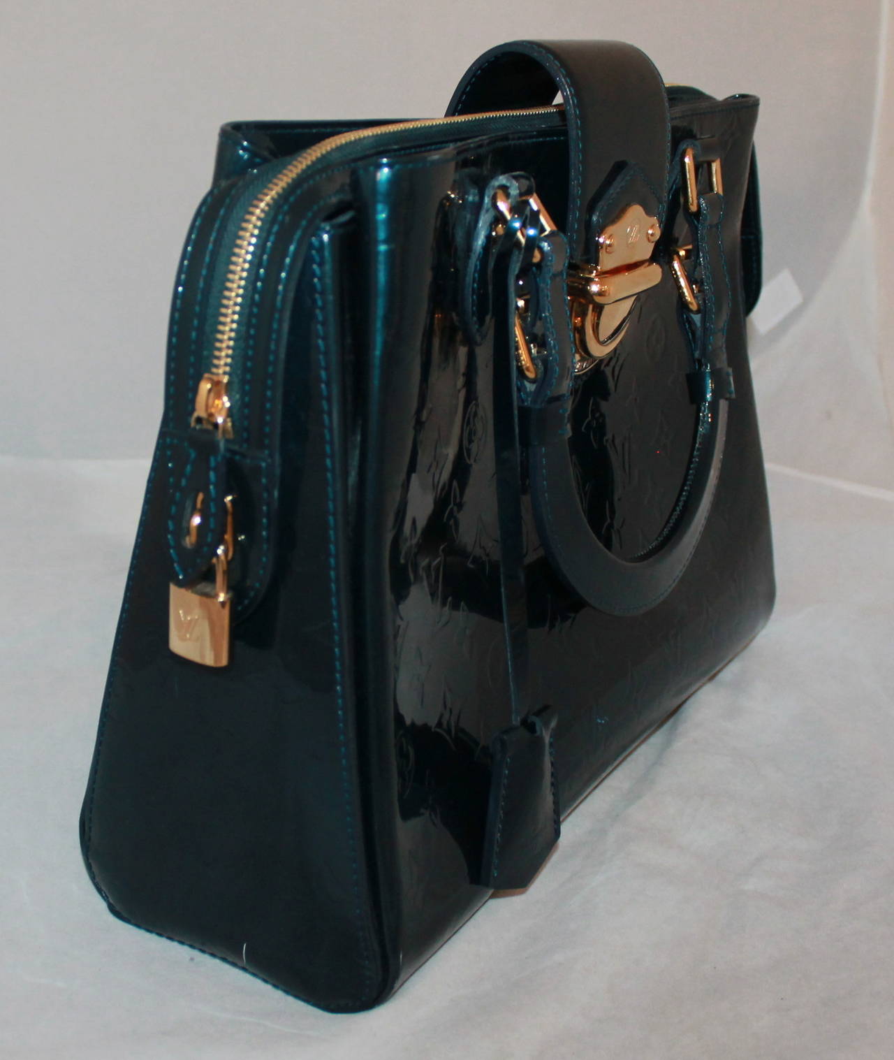 Louis Vuitton Blue Vernis Melrose Avenue Handbag In Excellent Condition In West Palm Beach, FL