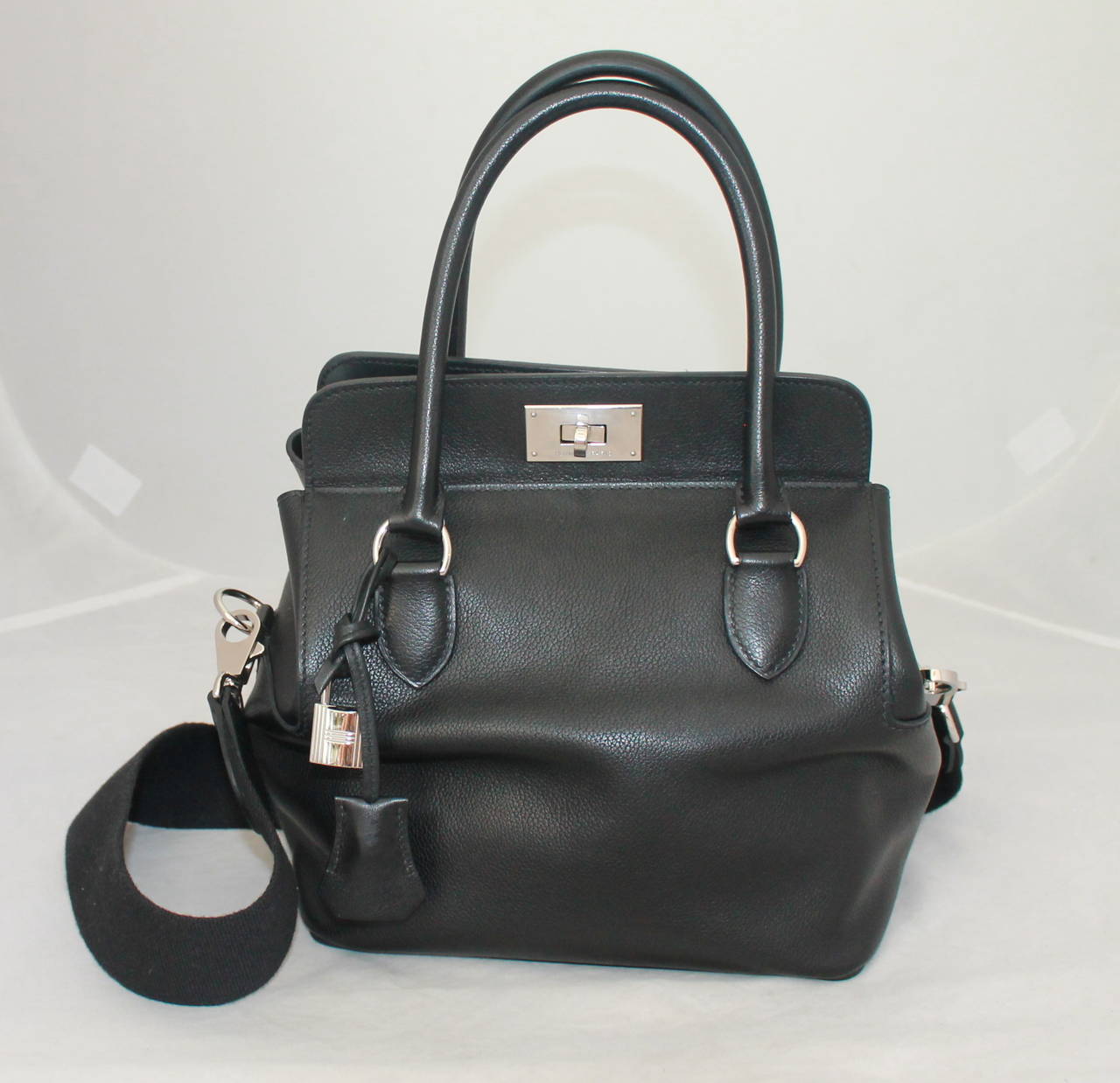 Hermes Black Evercolor 20cm Toolbox Handbag - circa 2010 at 1stdibs