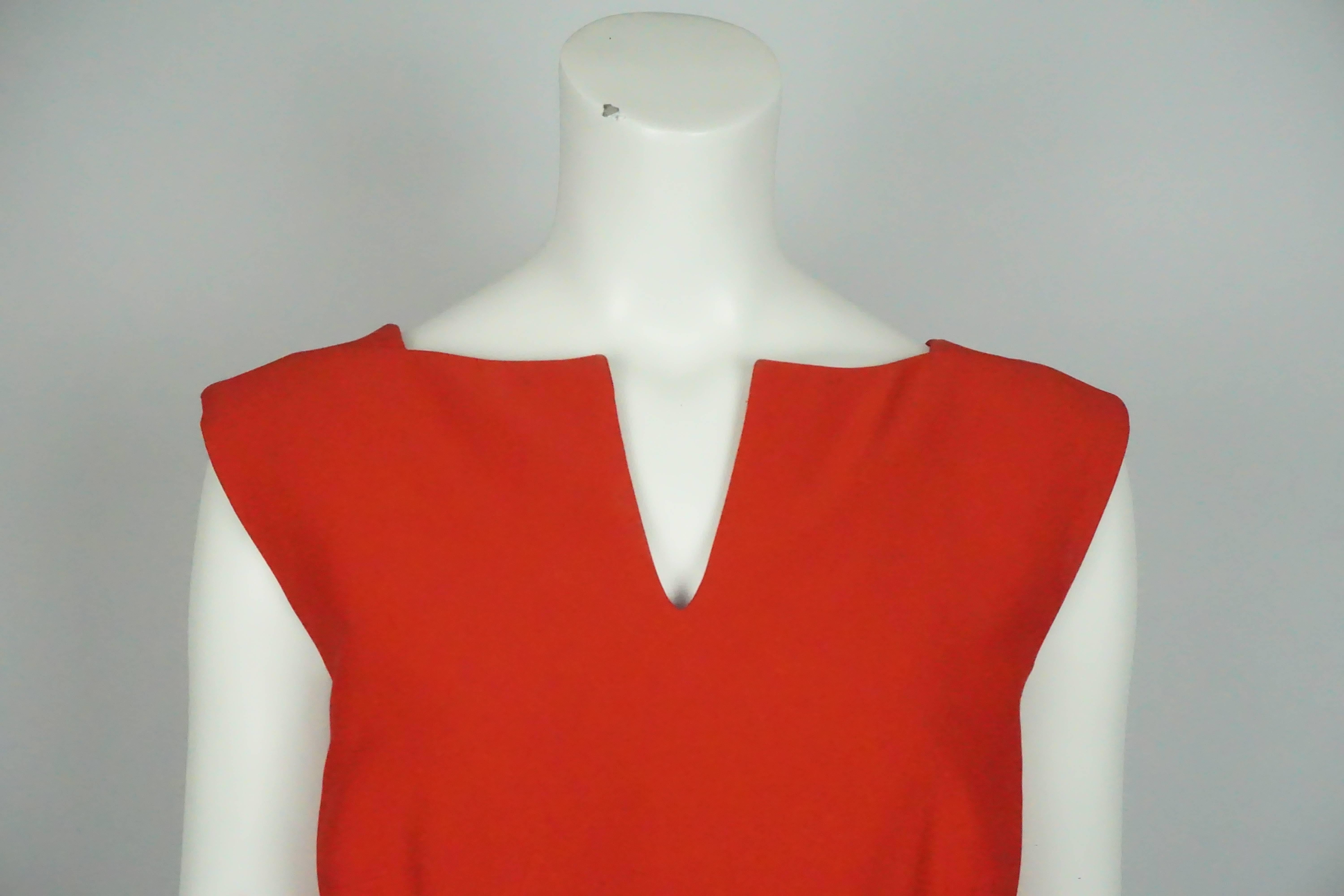Alexander McQueen Red Sleeveless Sheath Dress - 44 In Good Condition For Sale In West Palm Beach, FL