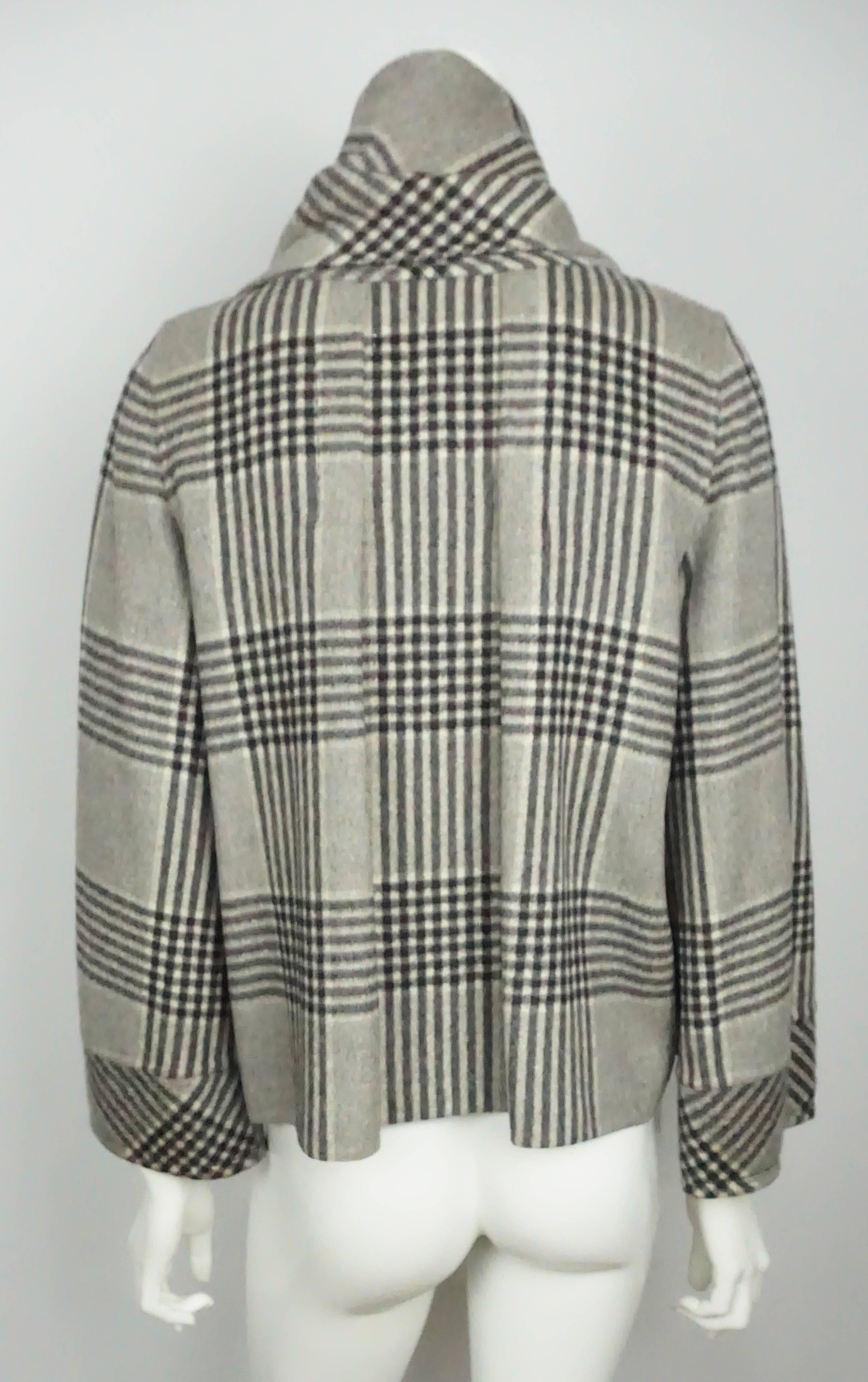 Oscar De La Renta Grey Window Pane Double Face Camel and Persian Wool Jacket - 8 In Good Condition For Sale In West Palm Beach, FL