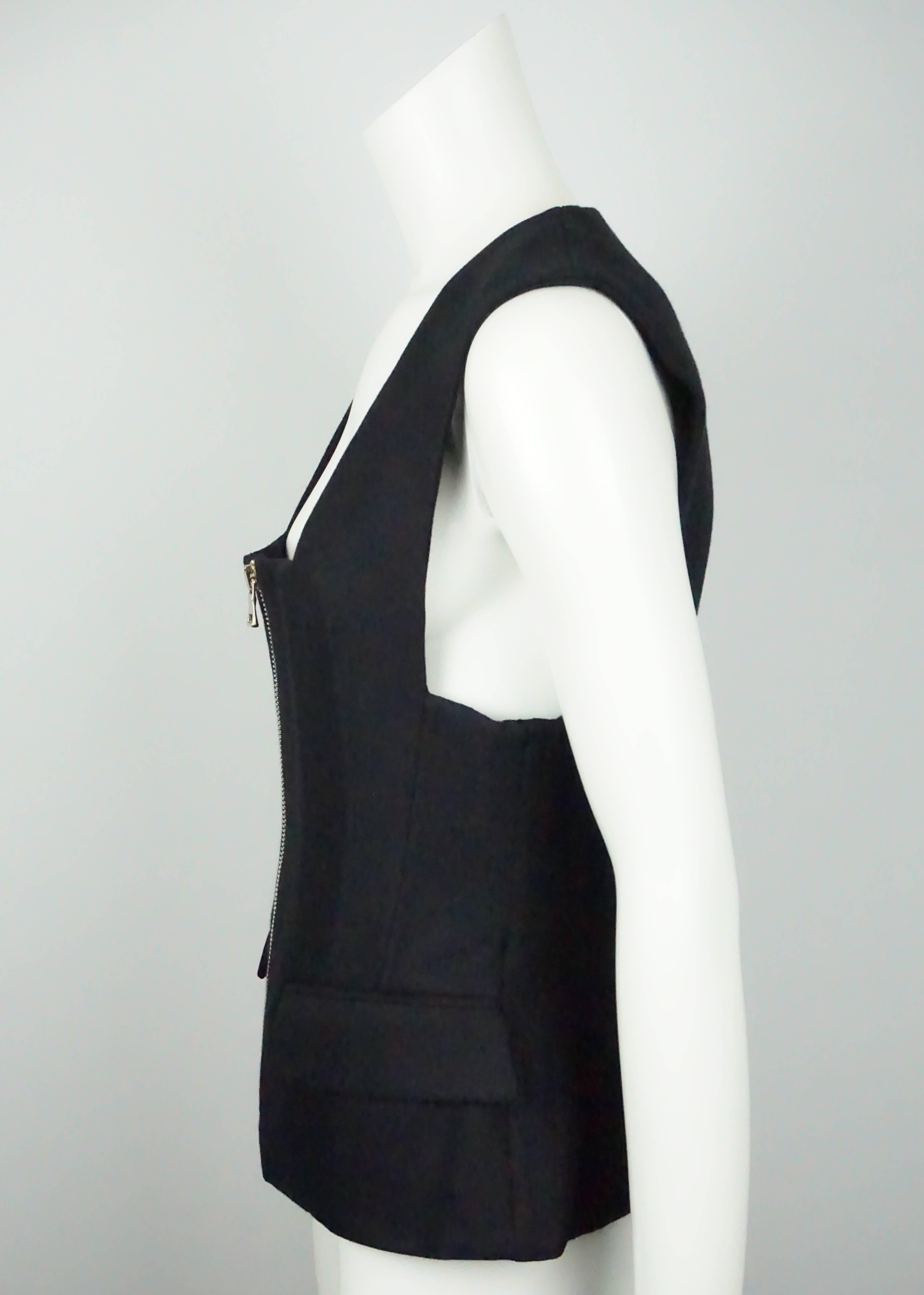 Balmain Black Sleeveless Silk Blended Vest Top - 40 In Excellent Condition In West Palm Beach, FL