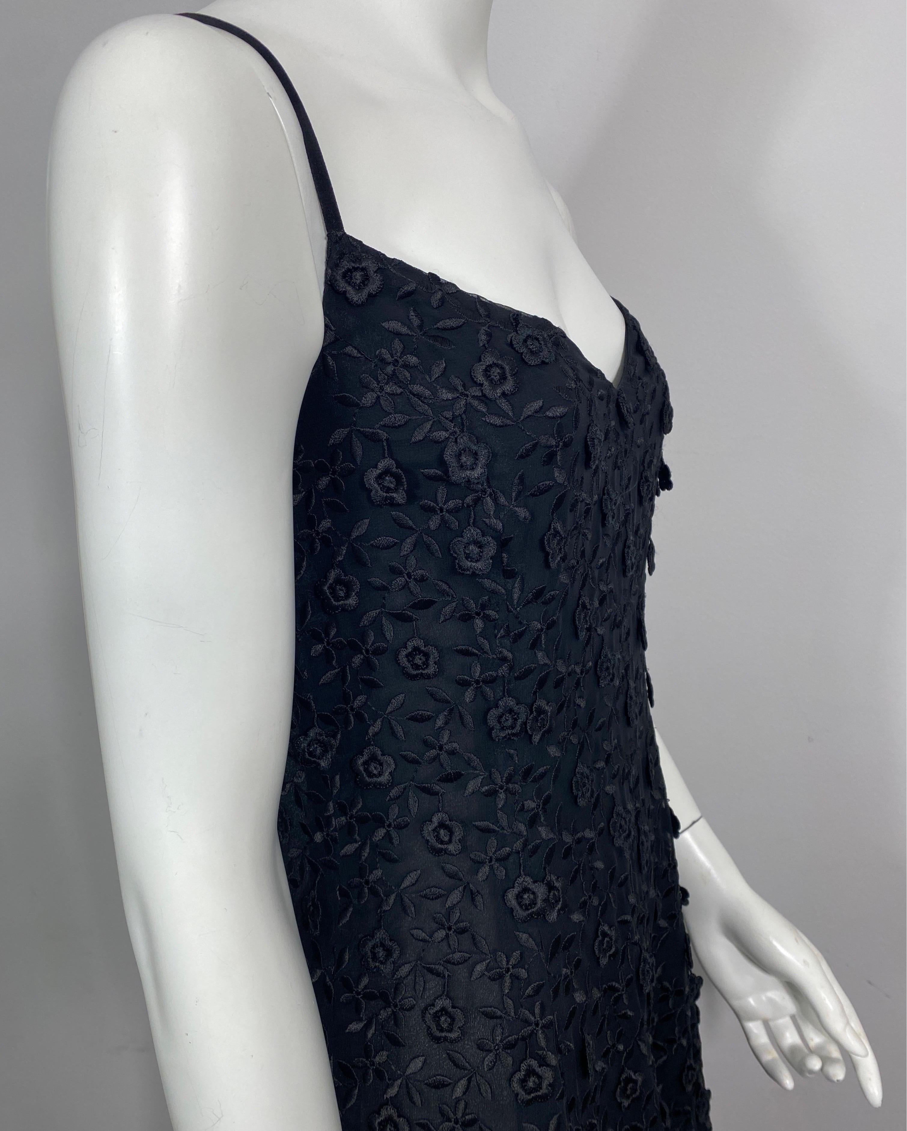 Escada Couture 1990 - Robe noire avec applications brodées - Taille 36 en vente 1