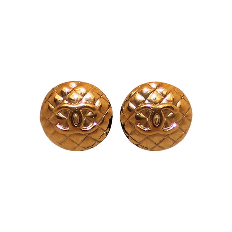Chanel Vintage Gold Tone Quilted back Earrings w/ Center CC's-Circa 1986