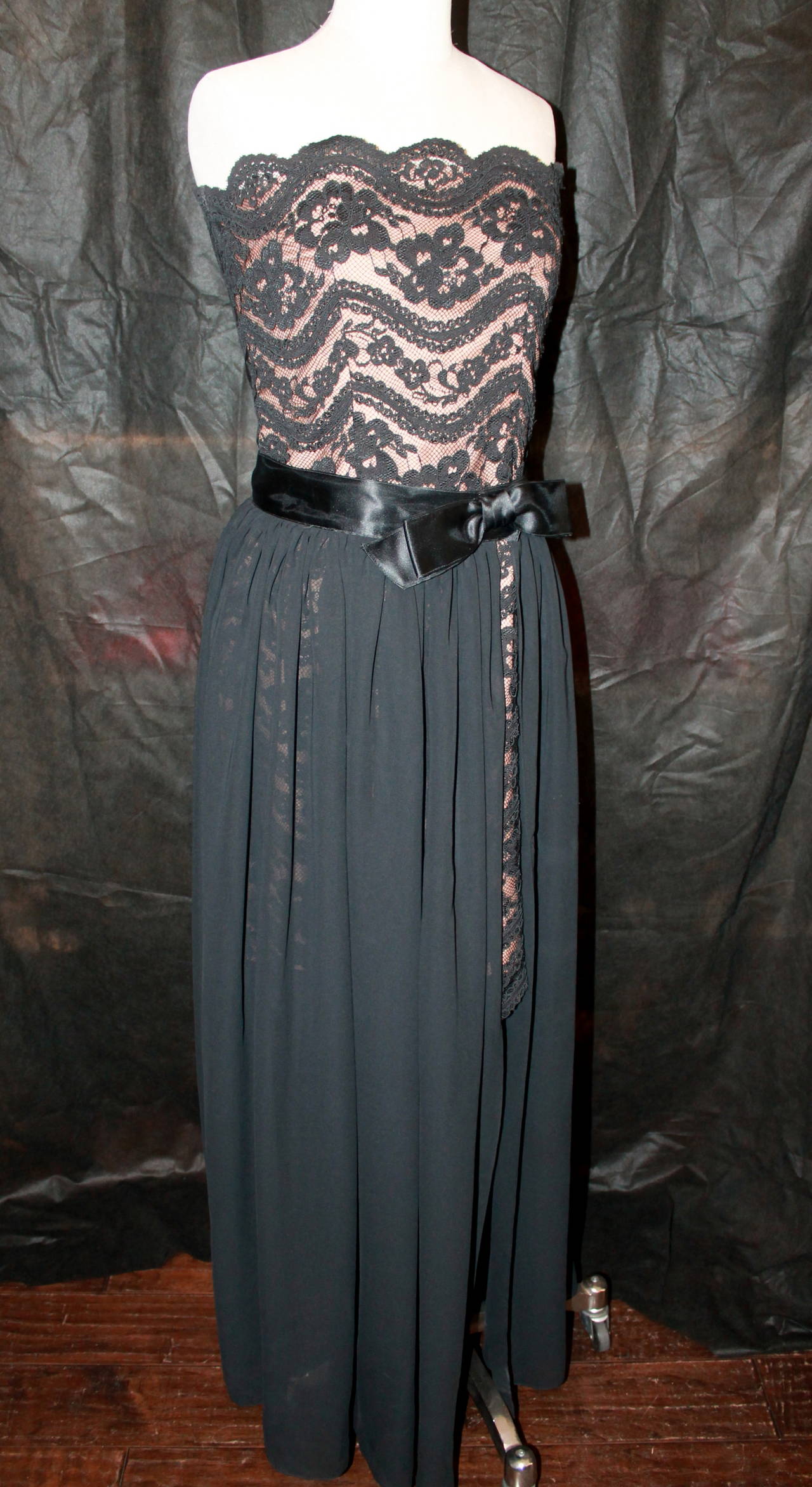 Scaasi Vintage 1980's Strapless Tan & Black Lace Dress & Overlay - 6. These piece are in excellent vintage condition.

Measurements:

Dress
Bust- 31