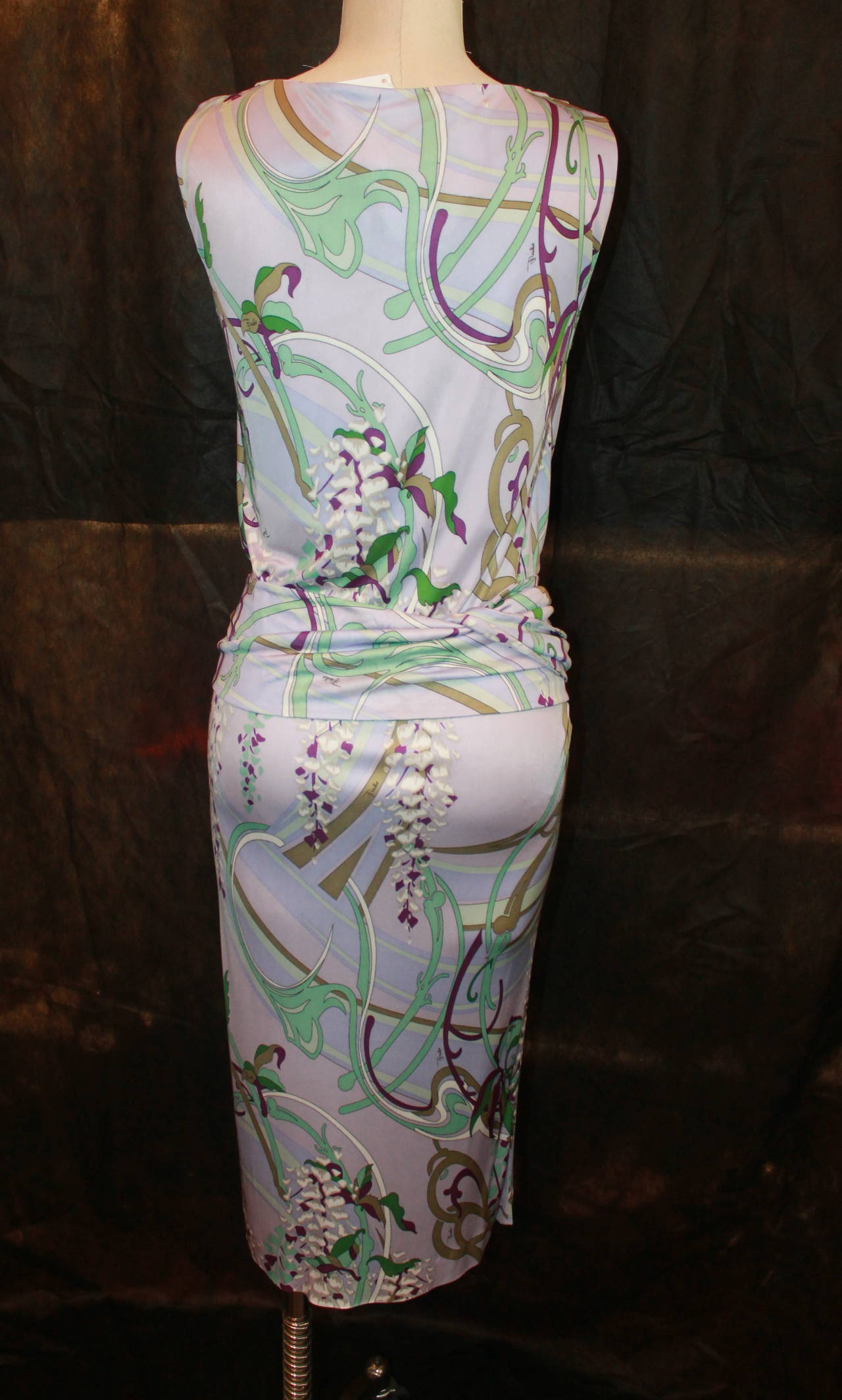 Emilio Pucci Lavender & Green Sleeveless Jersey Dress with Belt - 46 In Excellent Condition In West Palm Beach, FL