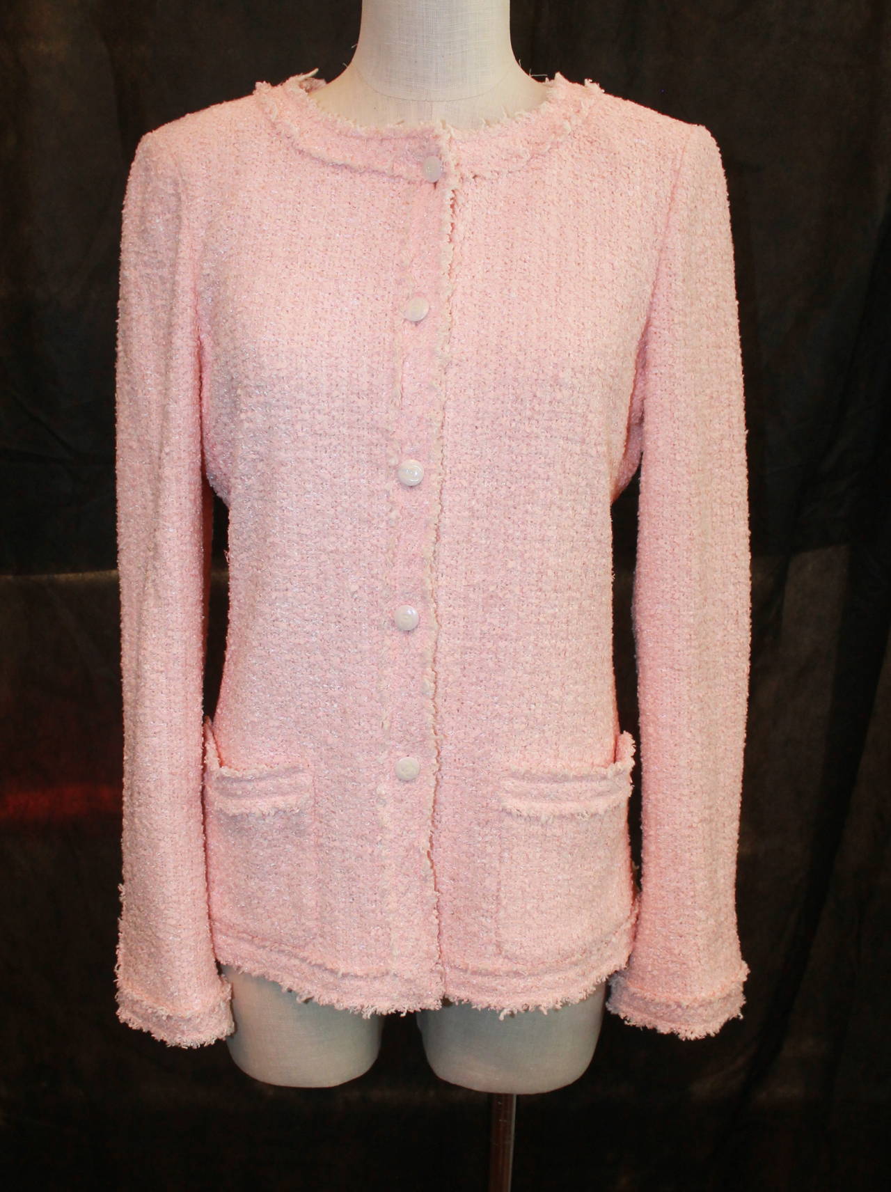 Chanel 2004 Pink Tweed & Textured Trim Jacket - 40. This jacket is in excellent condition with minor wear. 

Measurements:
Bust- 34.5