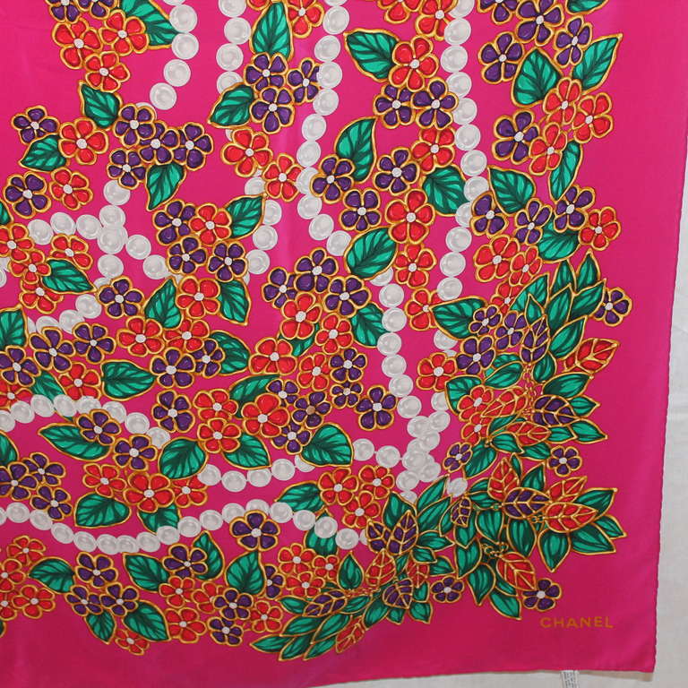 Chanel Fuschia Print Shawl In Excellent Condition In West Palm Beach, FL