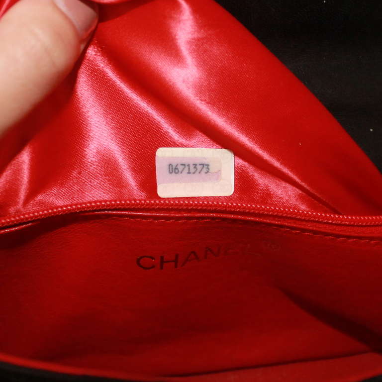 Chanel Black Satin Quilted Evening Handbag - GHW  - Circa 80's 5