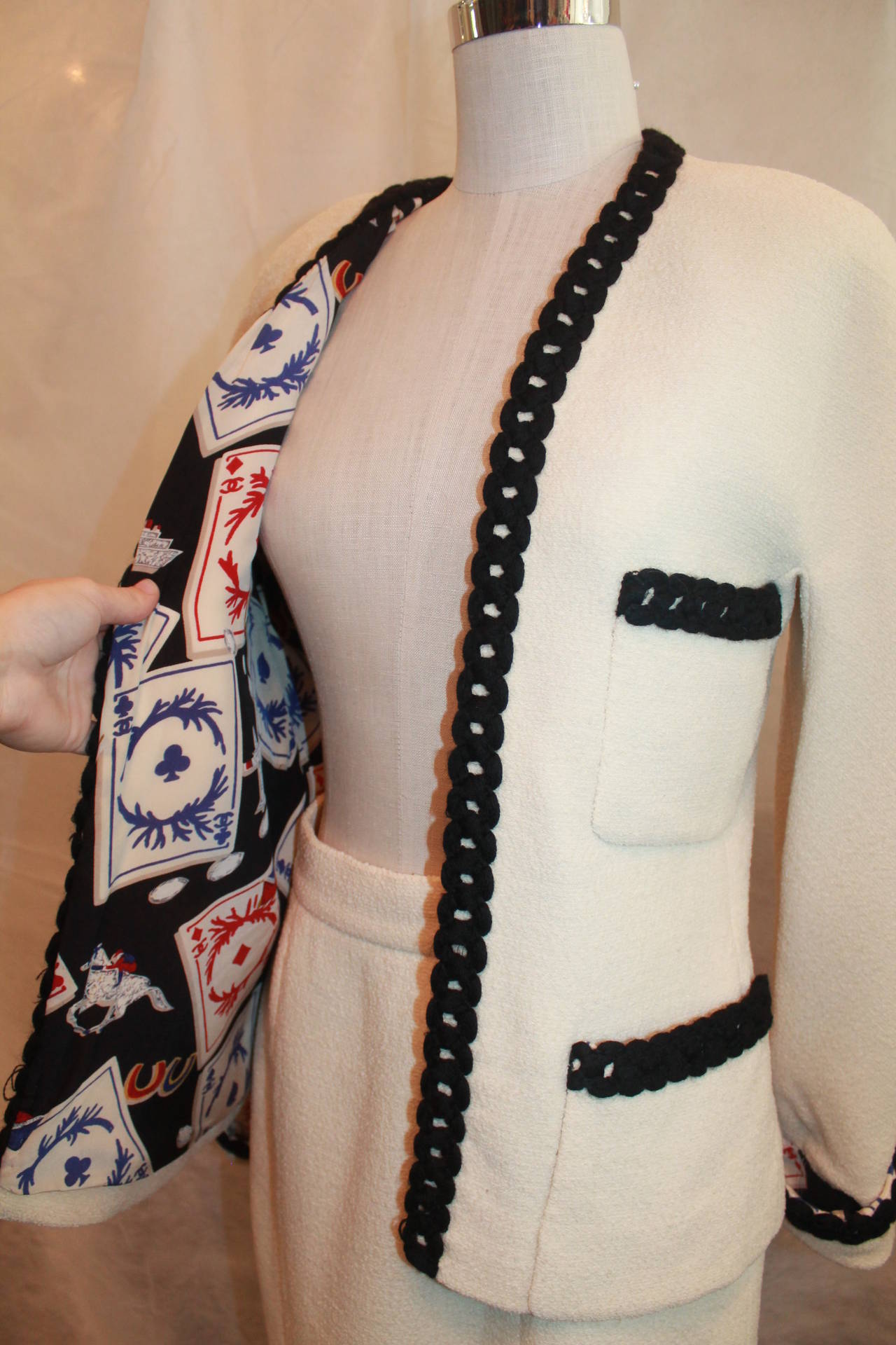 Women's Chanel Ivory Wool Casino Theme Skirt Suit - Circa 80's-Sz 40