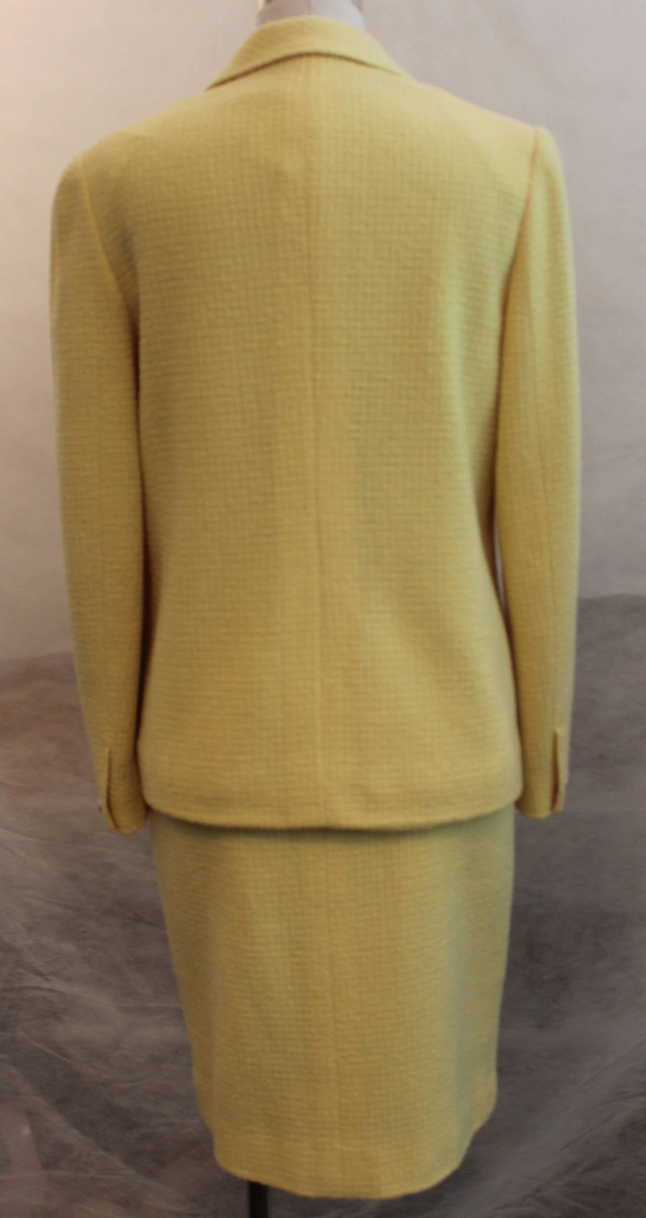 Beige Chanel Pale Yellow Wool Blend Skirt Suit - 40 - Circa 1998