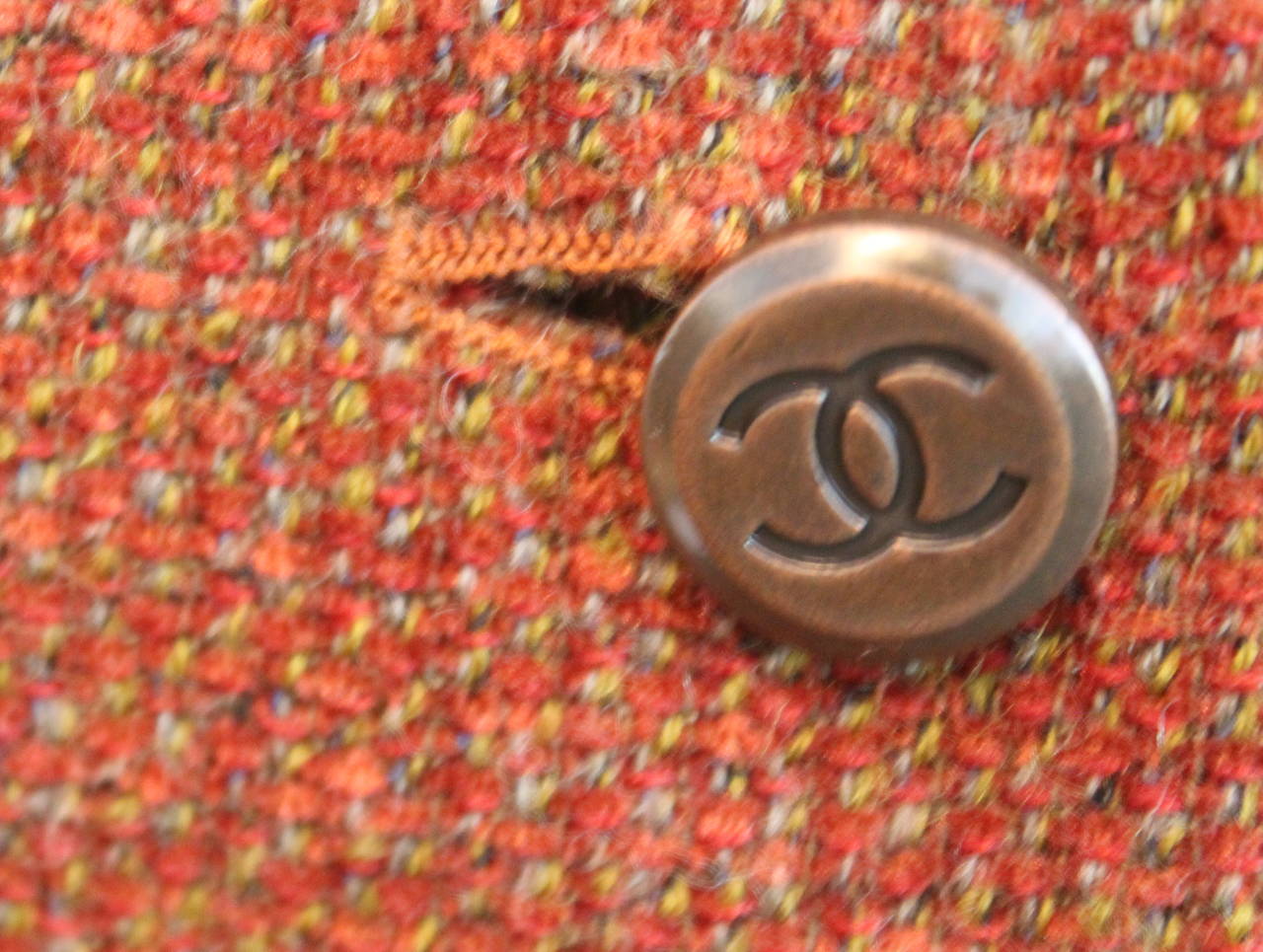 Tailleur jupe Chanel en laine mélangée couleur rouille, taille 42, circa 1998 en vente 2