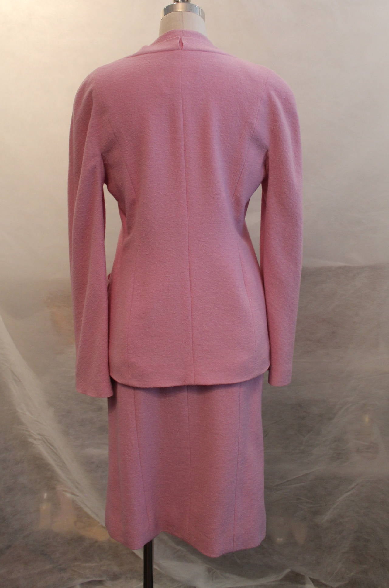 Chanel 1999 Vintage Pink/Lavender Pleated Skirt Suit - 38 In Excellent Condition In West Palm Beach, FL