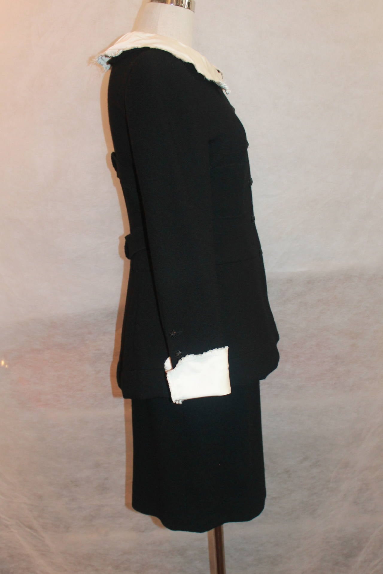 Chanel Black Wool Skirt Suit w/ removable white collar and cuffs-38-2008 2