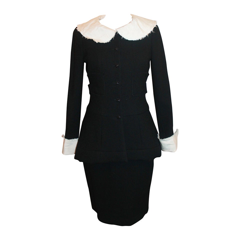 Chanel Black Wool Skirt Suit w/ removable white collar and cuffs-38-2008