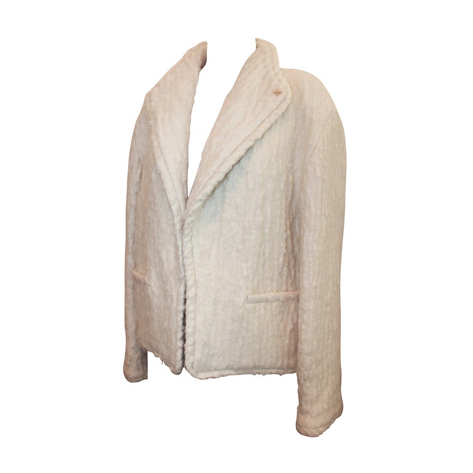 Chanel Runway Fall 1998 Vintage Creme Mohair & Wool Blend Jacket -Size  38. This 1990’s jacket is in excellent condition with minor signs of wear on the fabric. It has 2 front pockets and a mother of pearl 