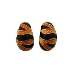 Kenneth Jay Lane 1990's Animal Print Enamel Clip-ons 12