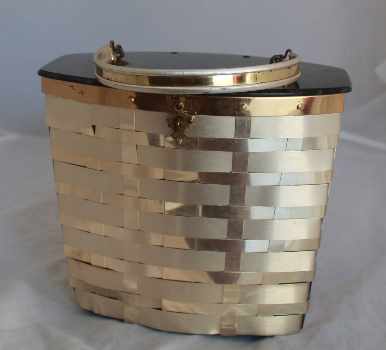 Gray Goldstrom Vintage Goldtone Basket Weave with Grey Marbleized Top Bag, 1950s  For Sale