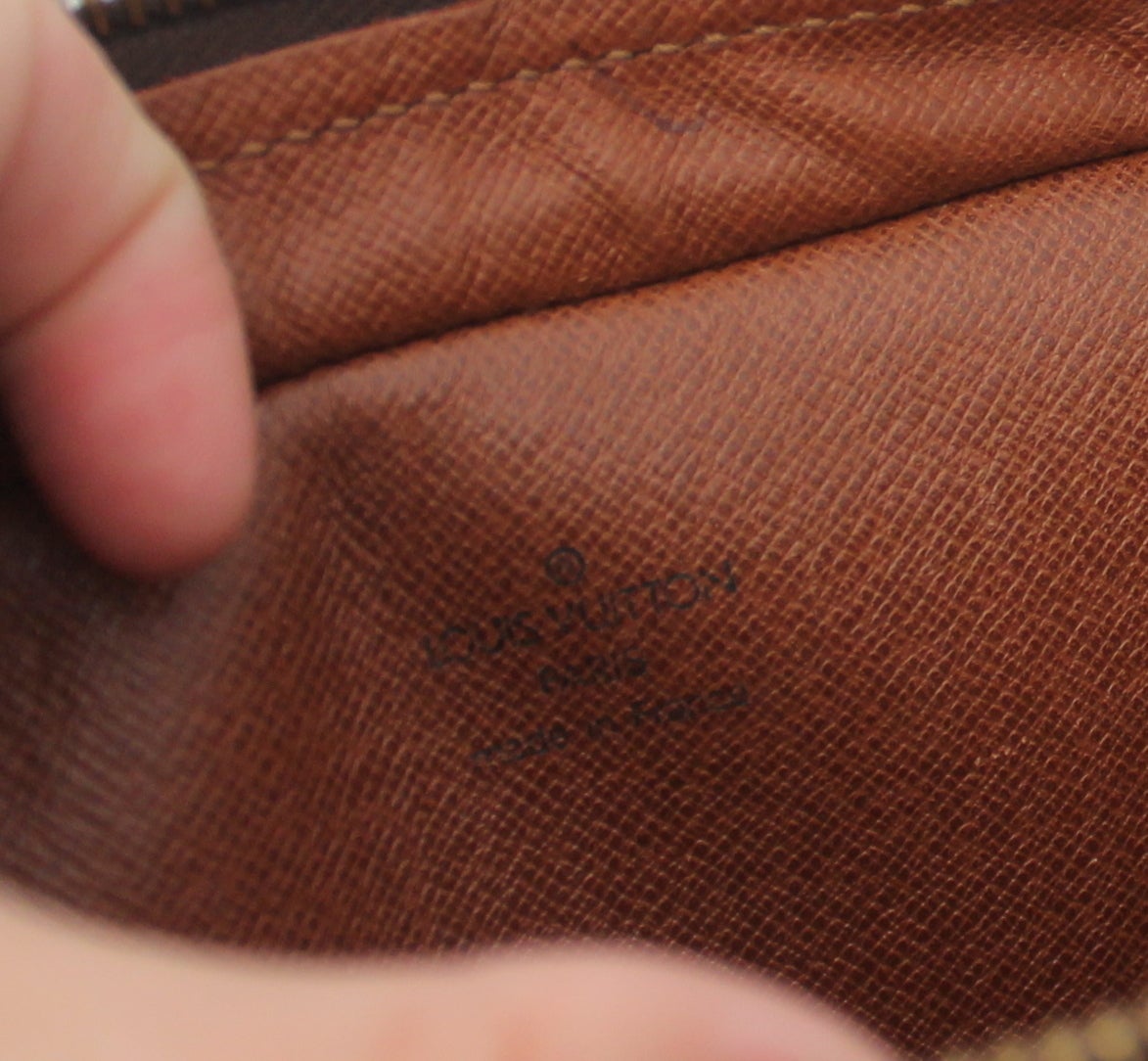 Saint-germain handbag Louis Vuitton Brown in Synthetic - 37223129