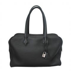 Used 2014 Hermes Black 35 cm Clemence Victoria II Handbag