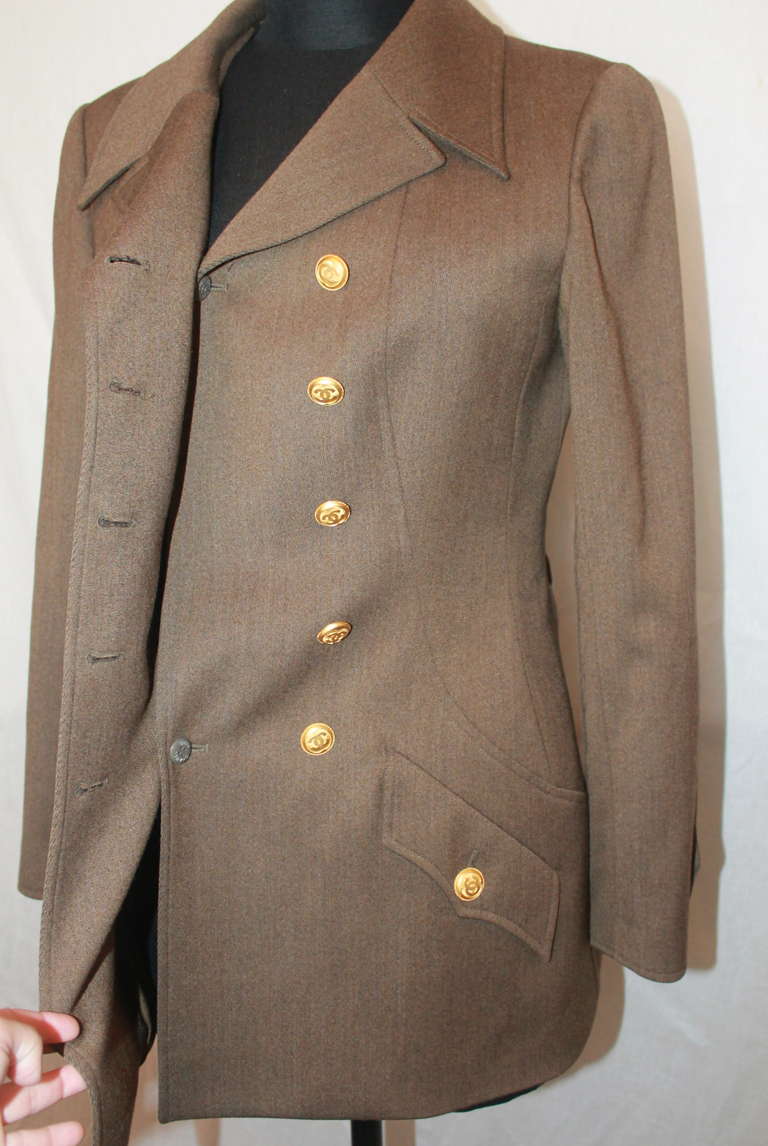 Chanel Olive Wool Jacket - 40 In Excellent Condition In West Palm Beach, FL