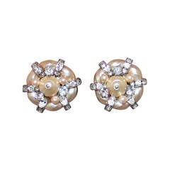 1960's Vintage Pearl & Rhinestone Clip-on Earrings