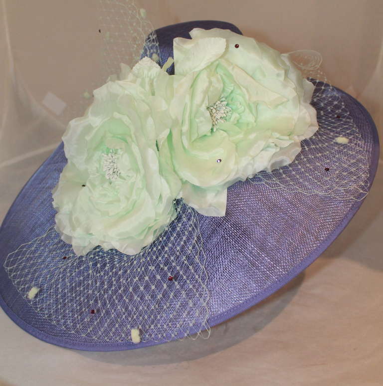 Herald & Heart Lavender Flowered Ascot Hat In New Condition In West Palm Beach, FL