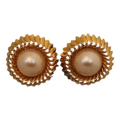 Chanel Vintage Gold Pearl Clip-On Earrings - Circa 1986