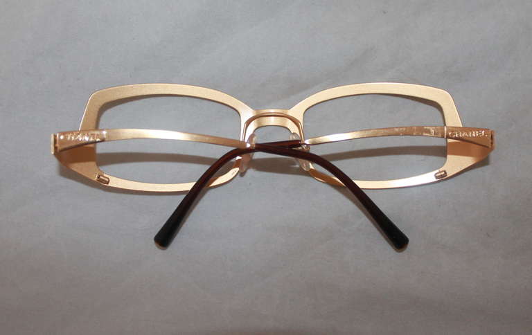 Chanel Gold Frames with no Lens In Excellent Condition In West Palm Beach, FL