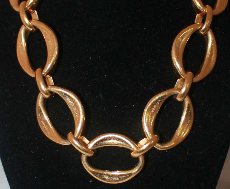 Chanel Large Gold Link Necklace circa 1954-1971 In Excellent Condition In West Palm Beach, FL