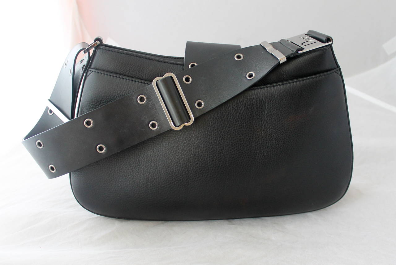 Christian Dior Black Leather Street Chic Reporter Handbag SHW In Good Condition In West Palm Beach, FL