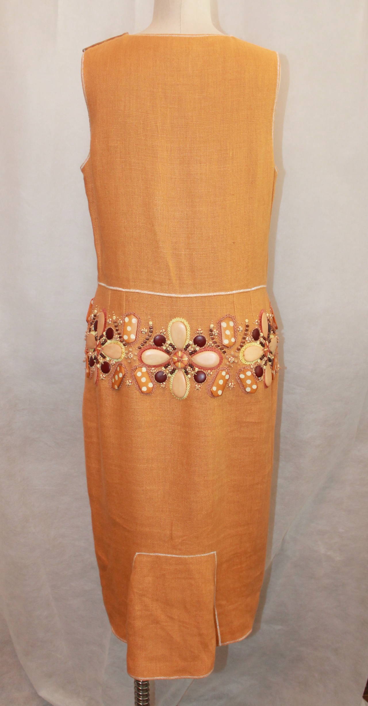 Oscar de la Renta Mustard Linen Heavy Floral Beaded Dress - 12 In Excellent Condition In West Palm Beach, FL