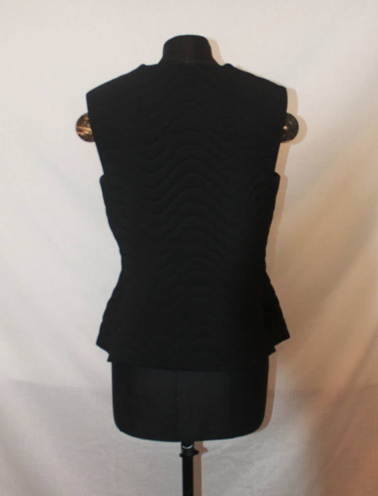 Chado Black Reversible Quilted Vest - 10 In Excellent Condition In West Palm Beach, FL